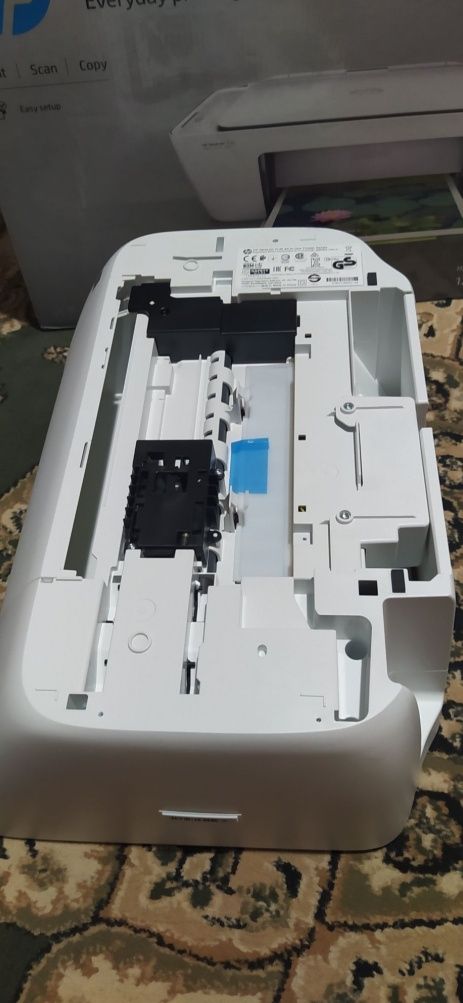 Продам цветной принтер Hp Deskjet 2130 All-in-One series