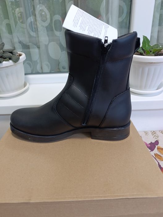 Мъжки боти от естествена кожа