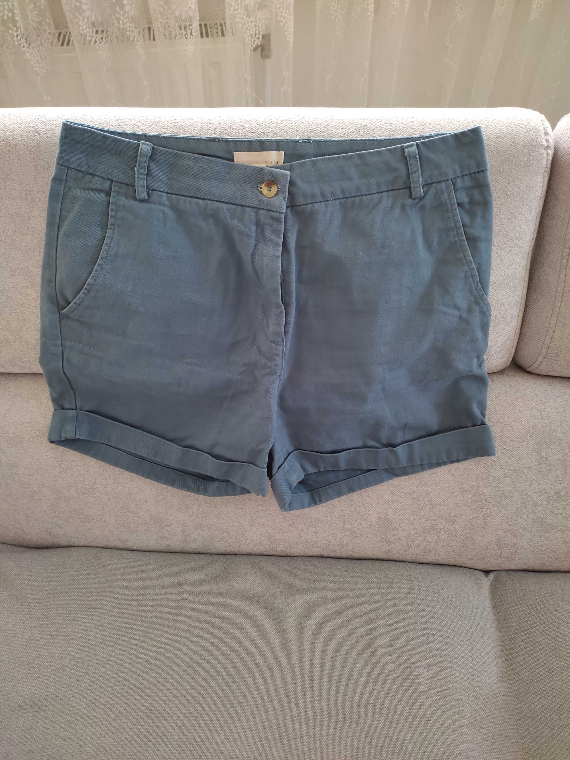 Дамски къси панталони,размер 40 и 42