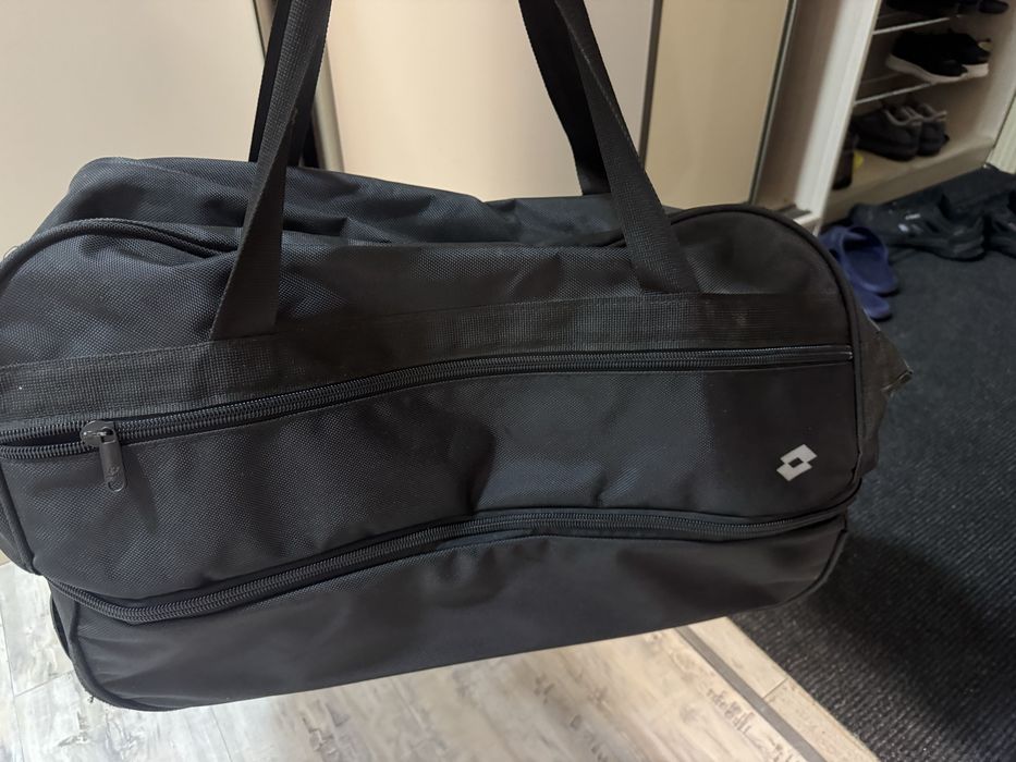 Продам хокейную сумку