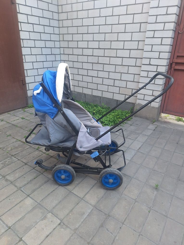 Коляска зимняя , санки