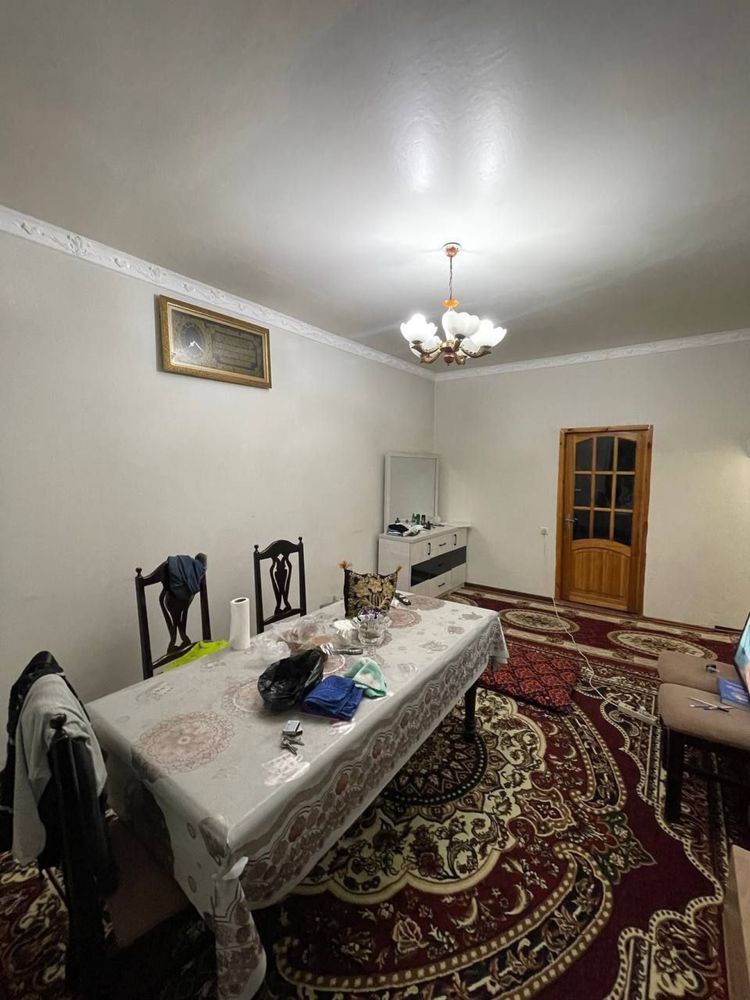 2в3/3/4 Ялангач,Чимган остановка,бал 1.5х3,чистая квартира,торец.