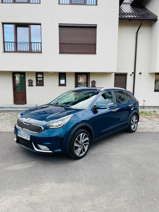Kia Niro FULL OPTION - VANDUTA - putem aduce asemanatoare la comanda