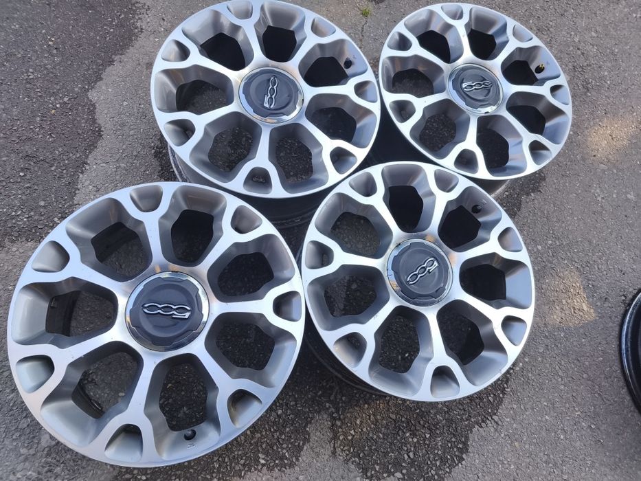 17" оригинални алуминиеви джанти за Fiat 500 L