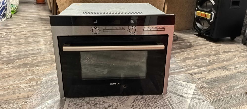 МУЛТИФУНКЦИОНАЛНА ФУРНА за вграждане  siemens