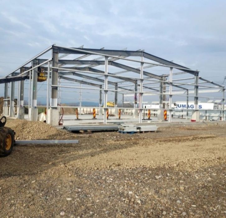 Hale metalice la orice dimisuni