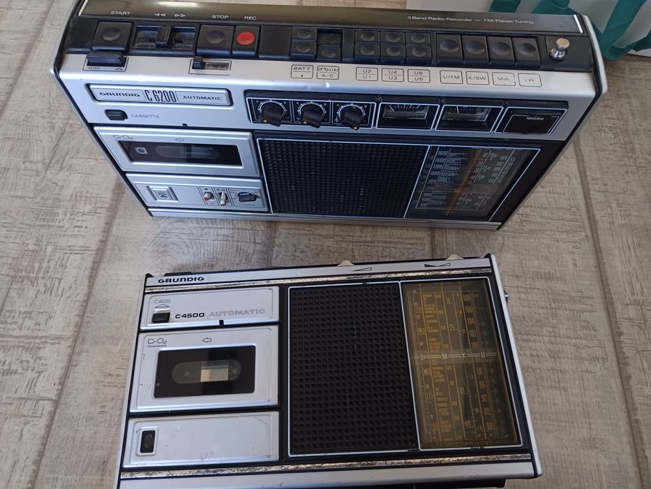 Radio casetofon Grunding