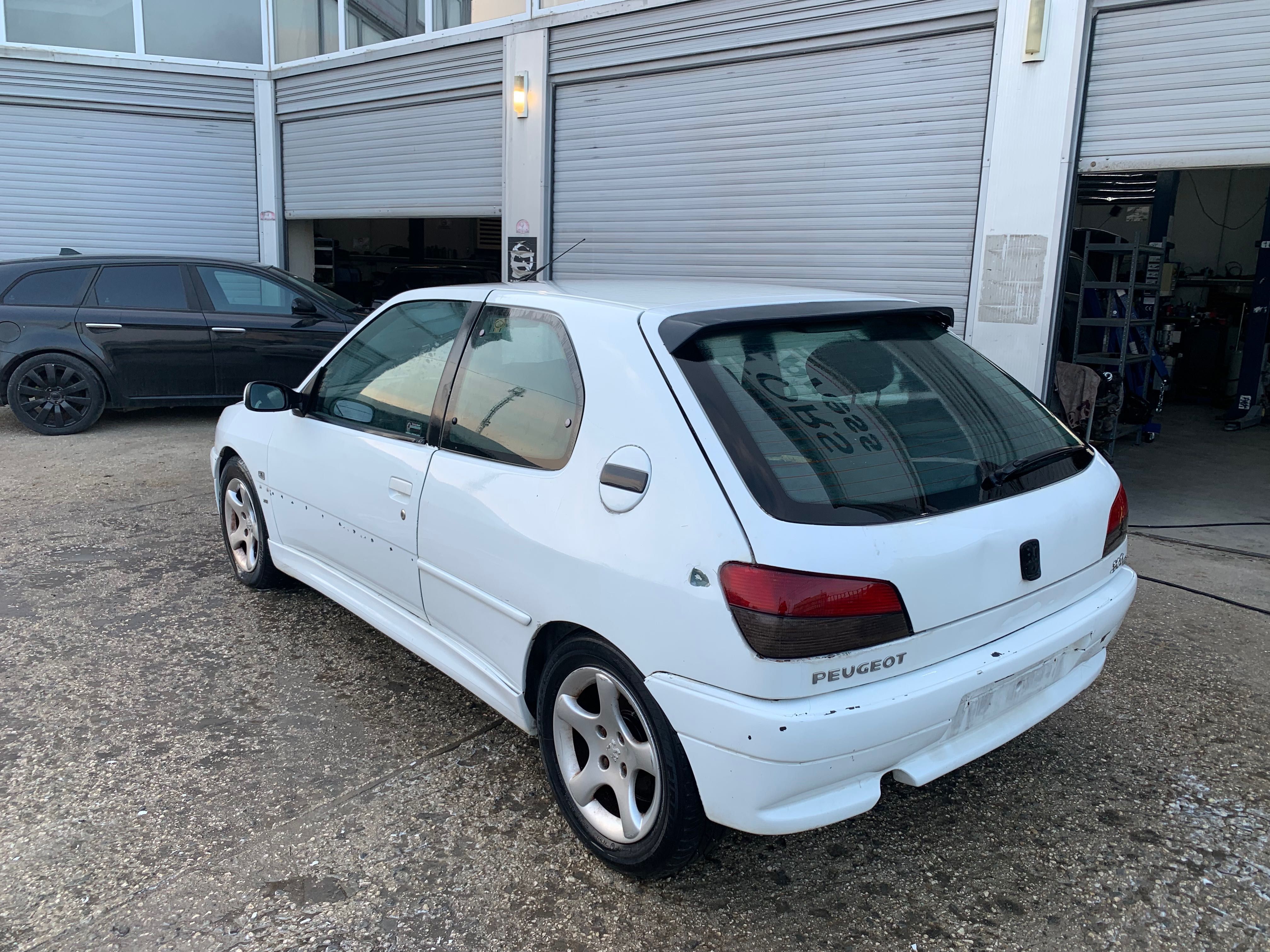 Пежо 306 Peugeot 306 2.0 HDi НА ЧАСТИ