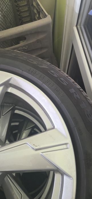 Гуми летни Pireli 225/55/18 -като нови !!!