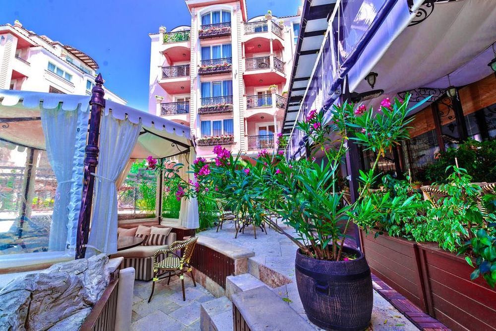 Собственик продава 2 стаен в луксозен комплекс