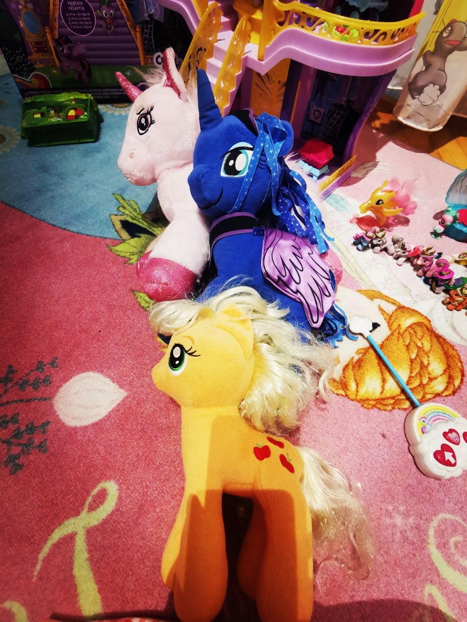 Mega Lot My Little pony - castelul Canterlot, ponei, păpuși, figurine,