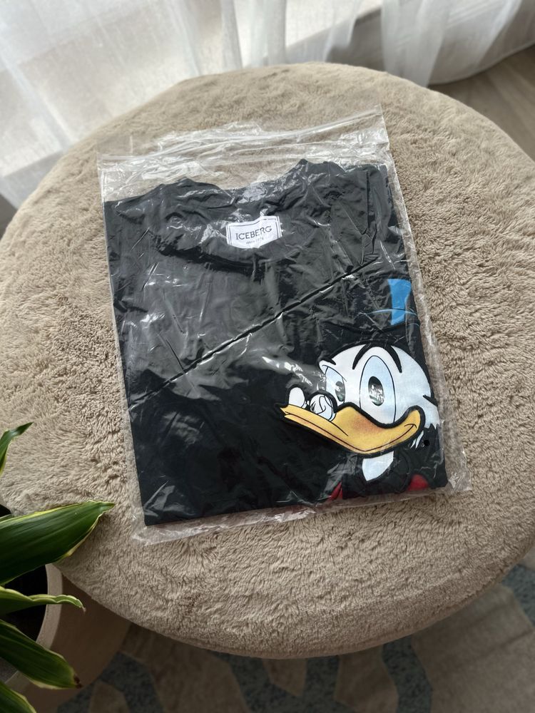 Tricou Iceberg Calitate Superioara/Premium Nou – mărimea M