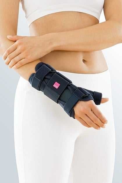 Orteze zona antebraţ, deget mare DREAPTA Manumed