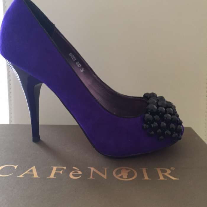De vânzare pantofi deosebiți Marca Cafe Noir, mărimea 36