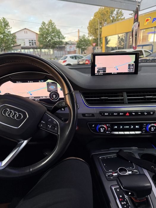 Vand Audi q 7  S line 3.0 Panormaic