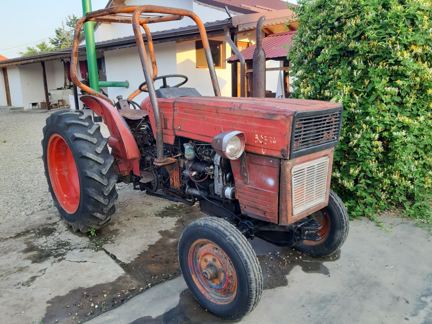 Tractor Universal 530V fabricat '93