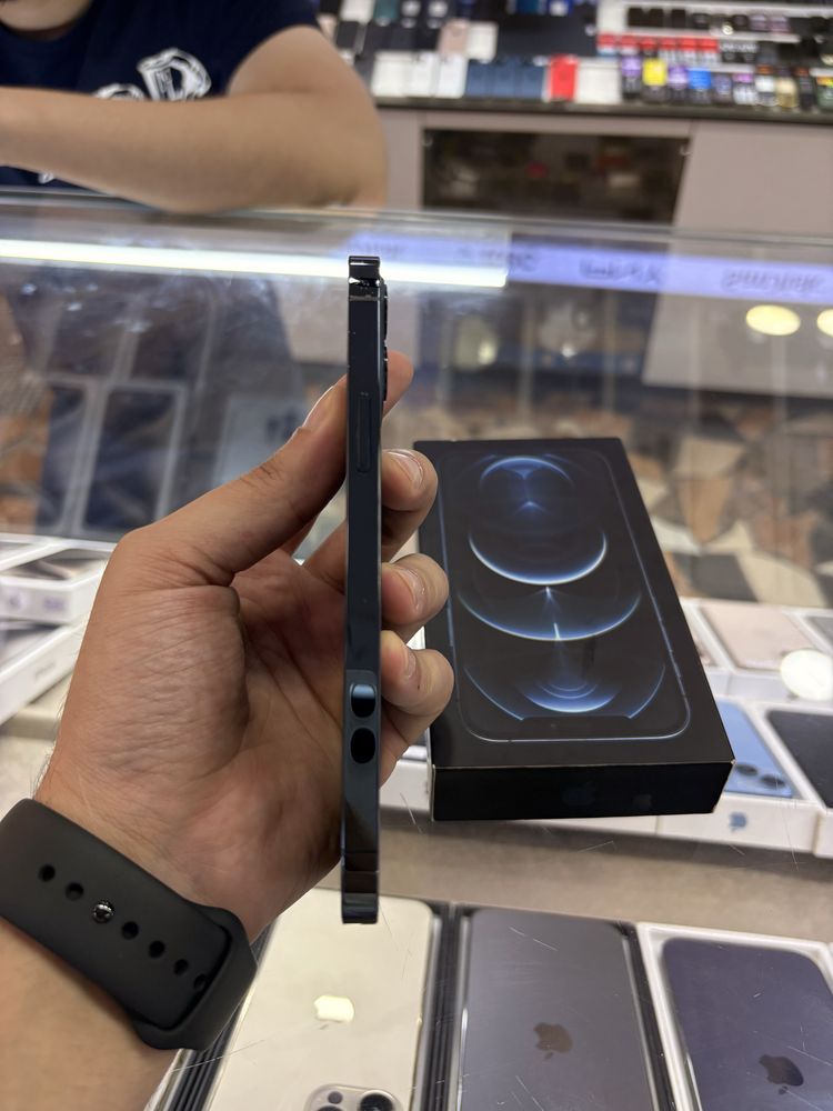 iPhone 12 Pro 256 gb ideal