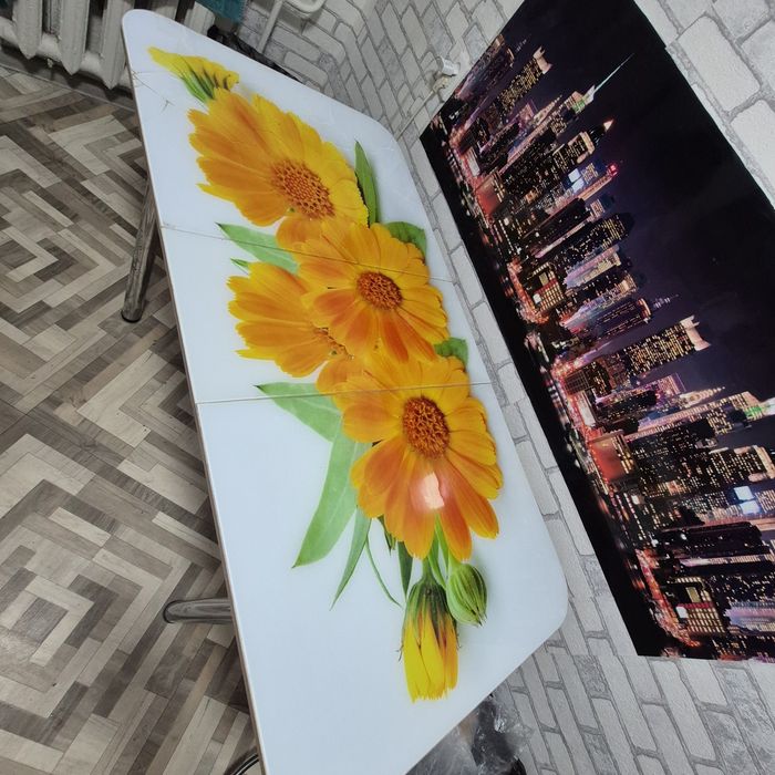 Продаю стол раздвижной