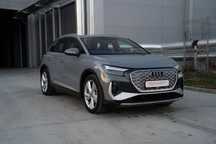 Audi Q4 Primul proprietar , auto nou .