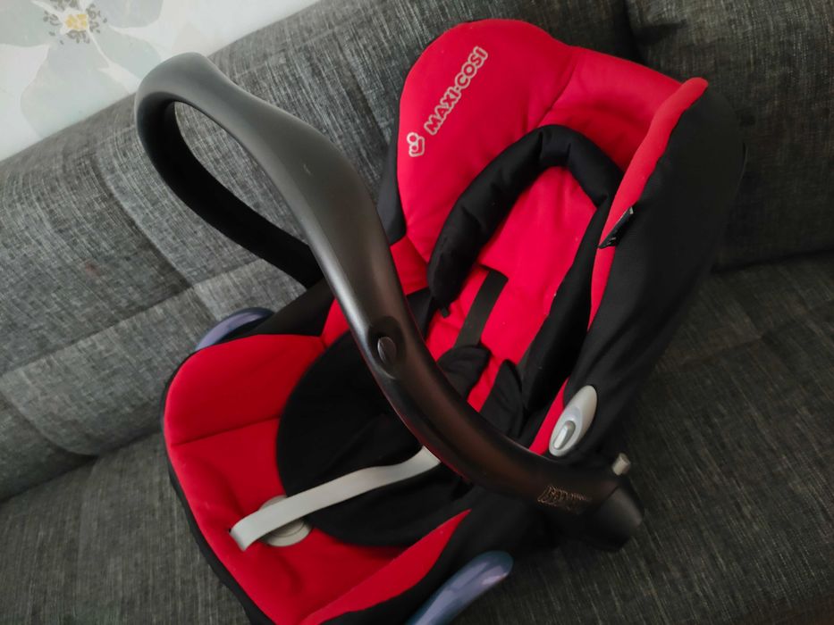 Детско столче за кола