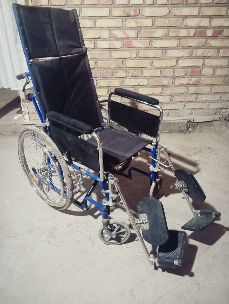 Коляска инвалидная б/у