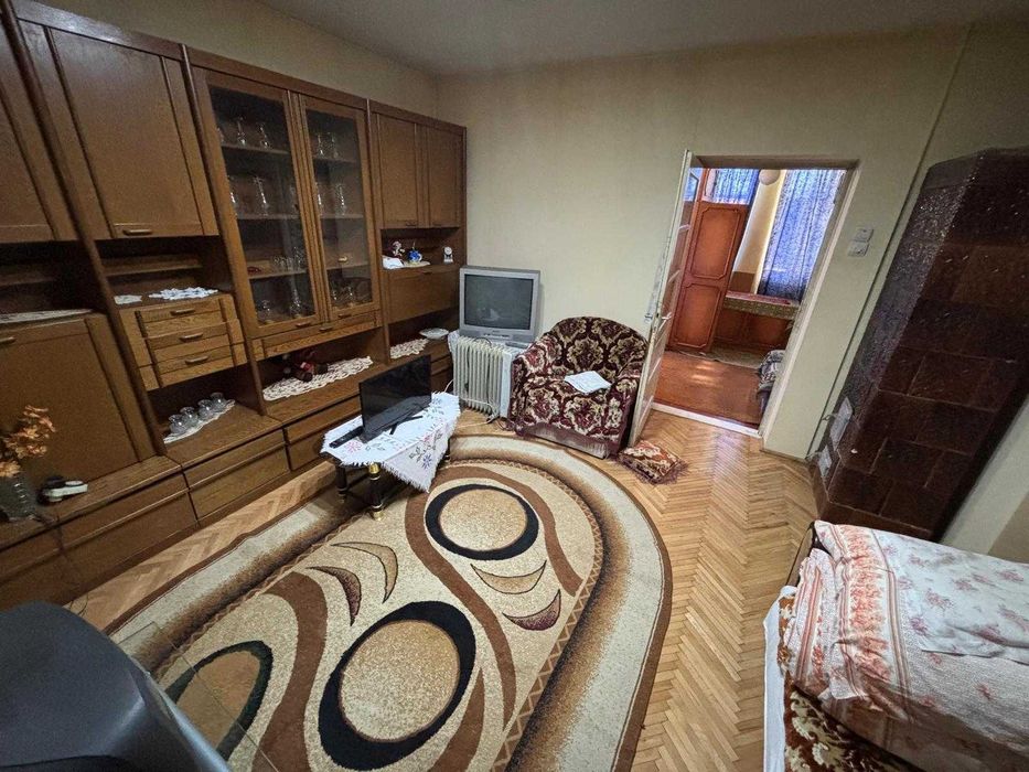 Casa de vanzare in Cuvin