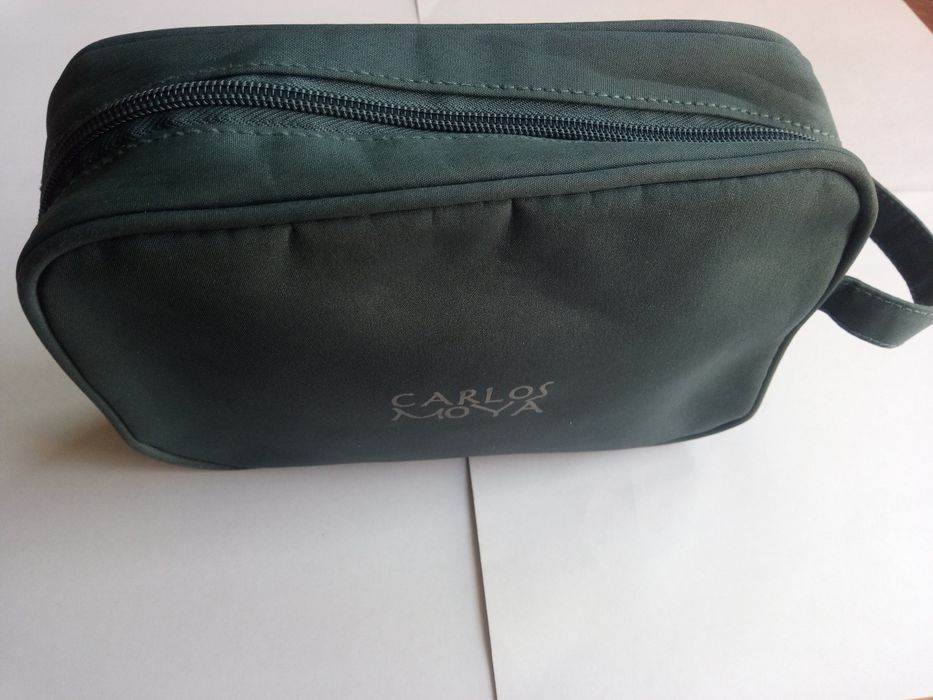 Несесер Carlos Moya