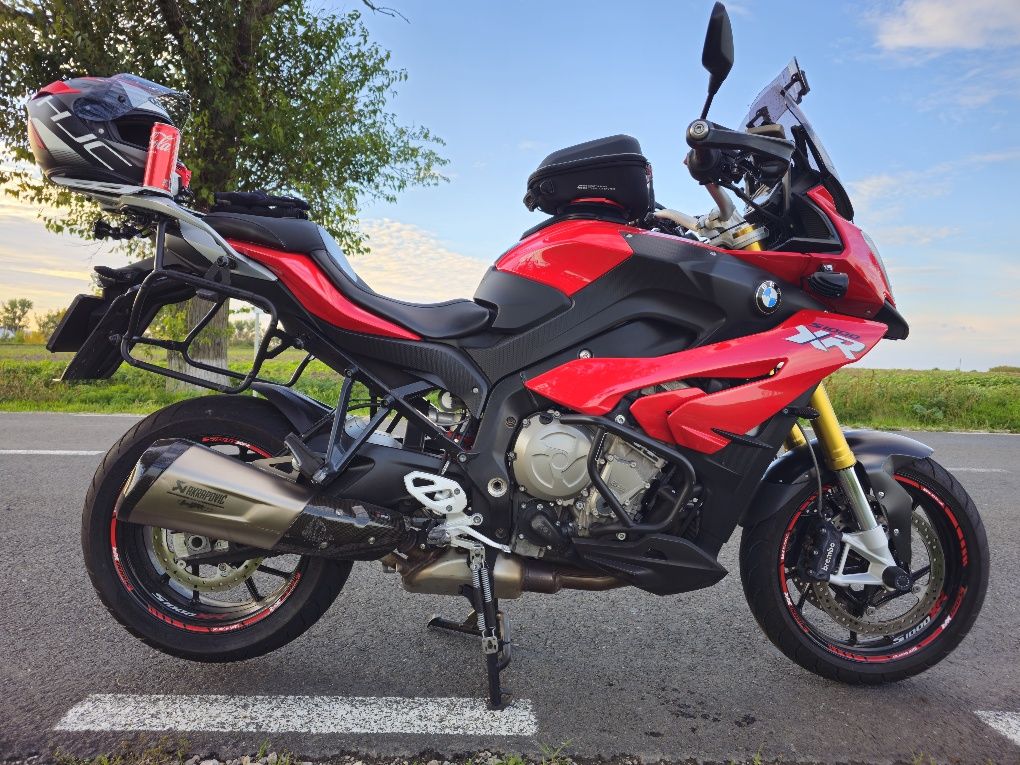 BMW S1000XR 2016