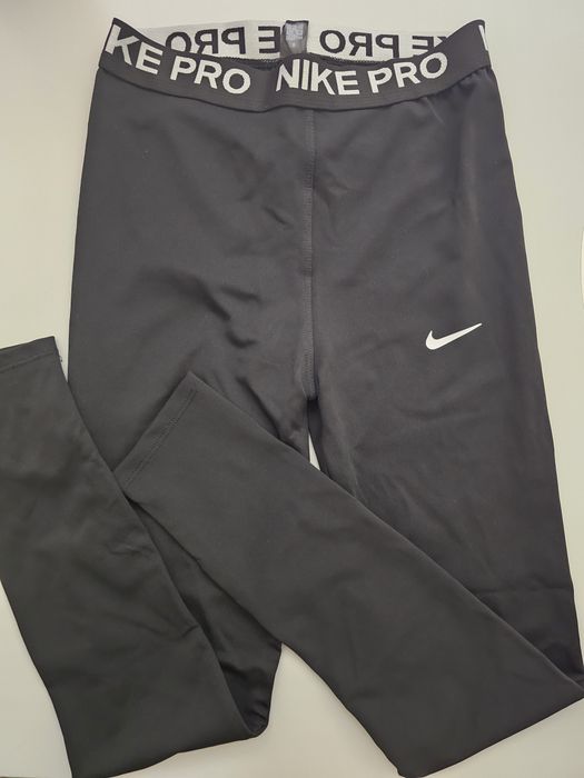Спортен клин Nike S-размер