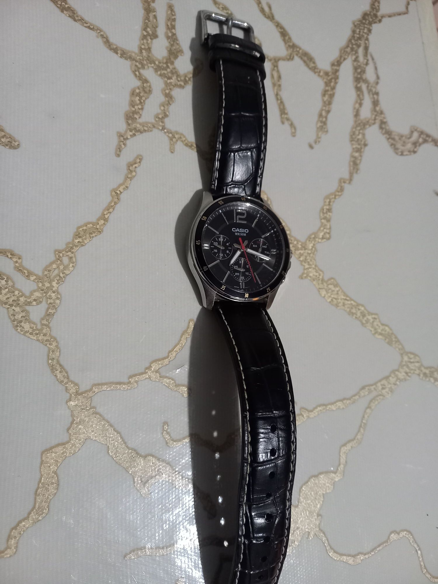 Продается часы Casio