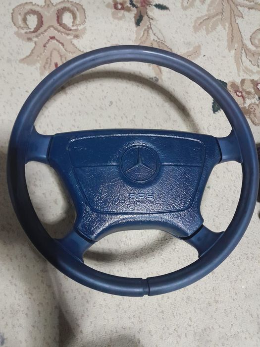 Руль от 124 мерса с подушкой Климат контроль