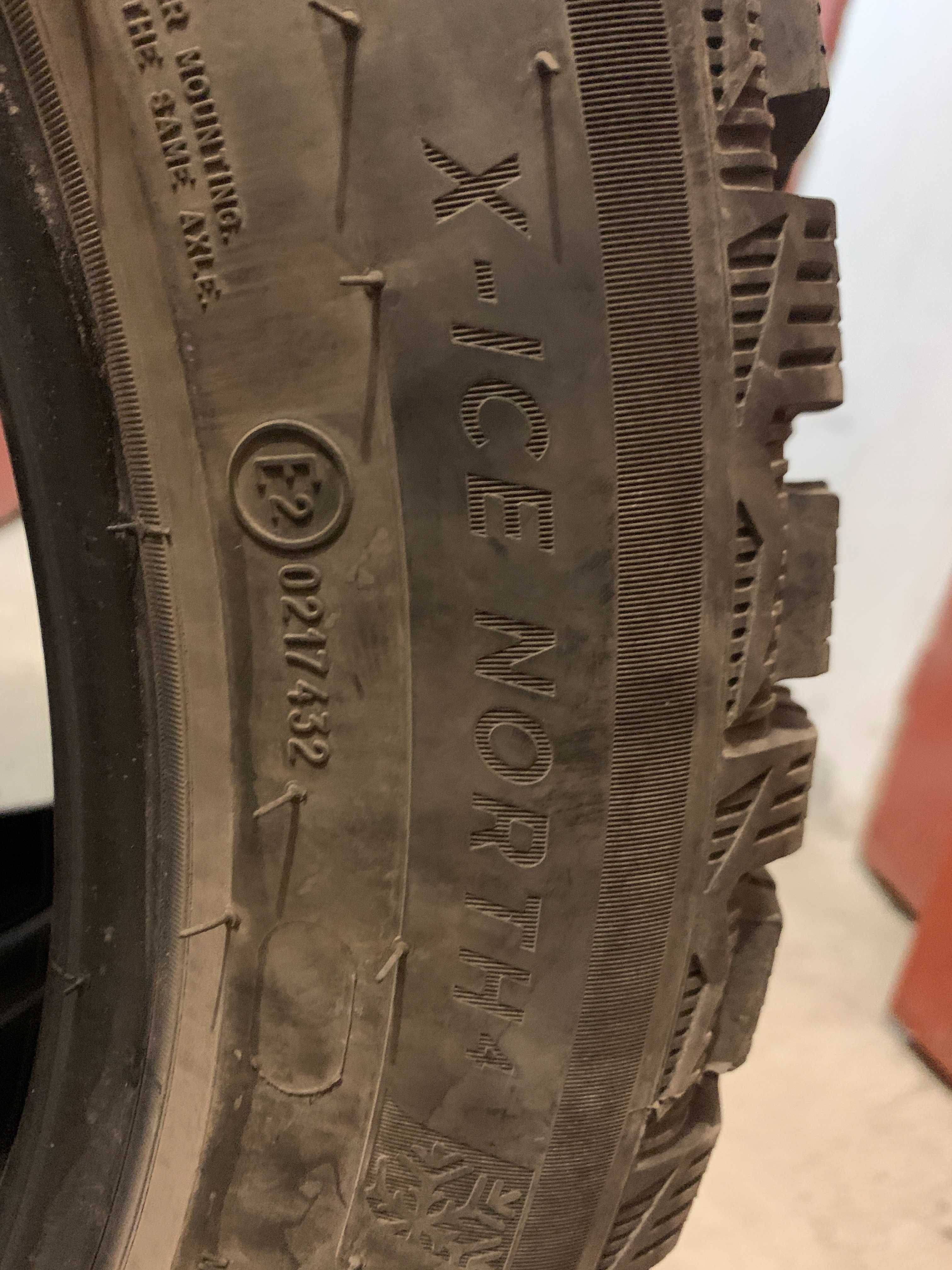 2бр Michelin X-ICE NORTH 4 245/45/18 (извадени шипове) DOT 22