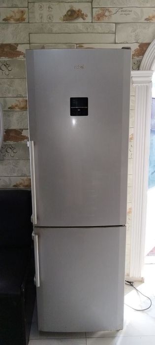 Продается холодильник Артель