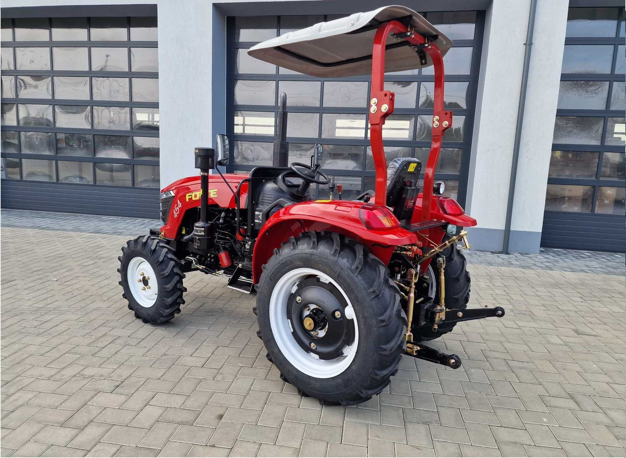 Tractor agricol Forte 454 45 CP 4×4 (rosu)