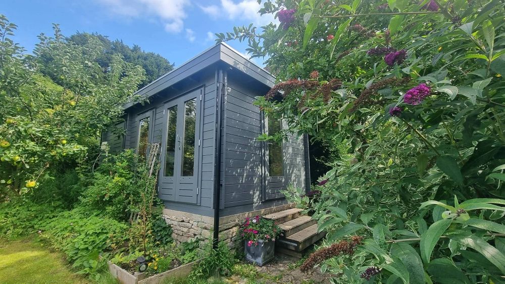 Vând căsuțe din lemn