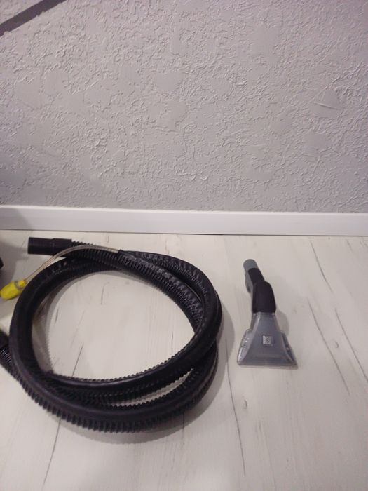 Karcher  puzzi 8/1c  экстрактор