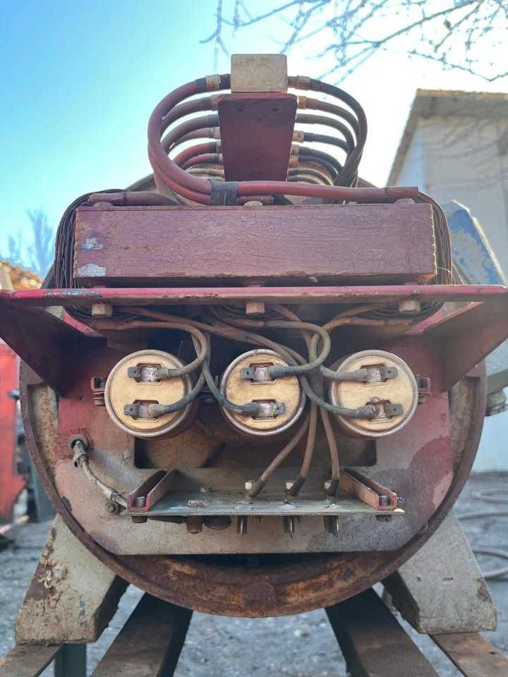 Corp generator 380 V