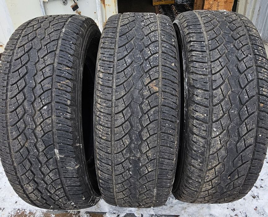 Три балона Yokohama Geolandar H/T-S 275 65R17