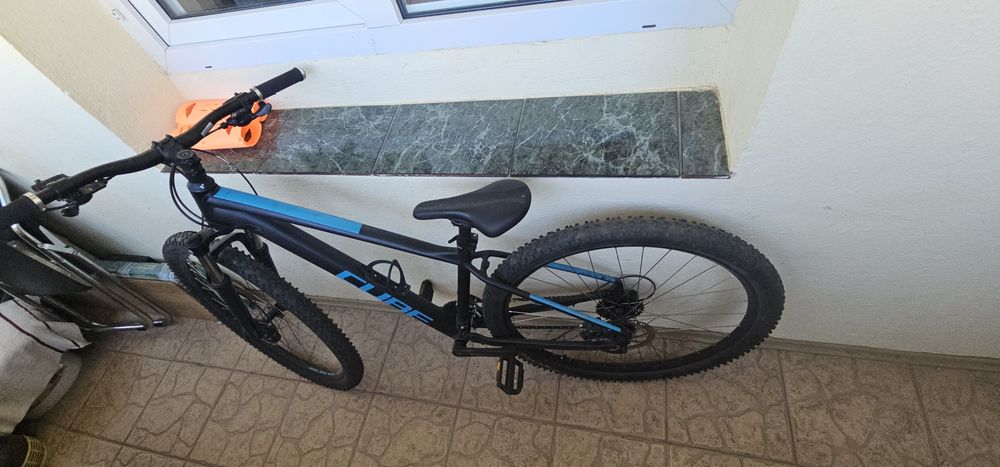 Vand bicicleta Cube AIM masura M cu roti de 29'