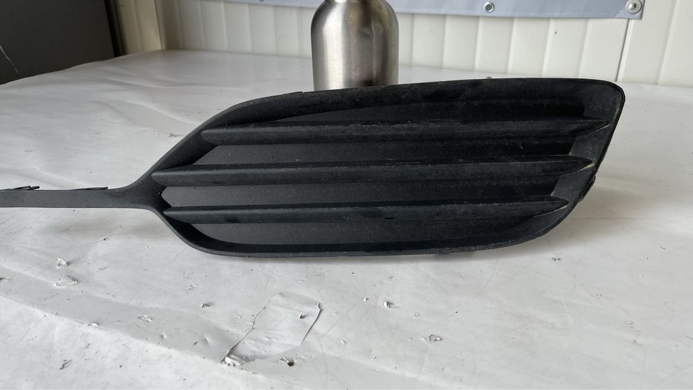 Десен панел за предна броня Opel Zafira 2005-2014