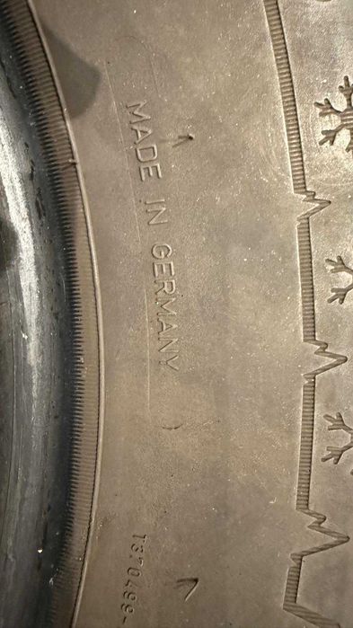 Set 4 anvelope iarna - DUNLOP WINTERSPORT 5 SUV 215/70R16 100T