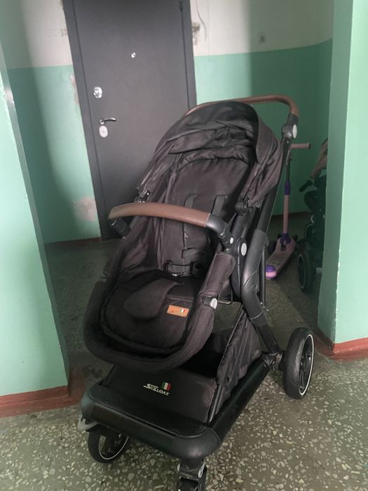 Коляска 2 в 1, прогулочная и люлька