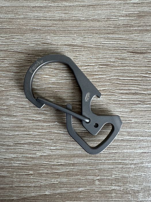 Fenix ​​​​ALB-20 / EDC / Carabină din titan ca nou