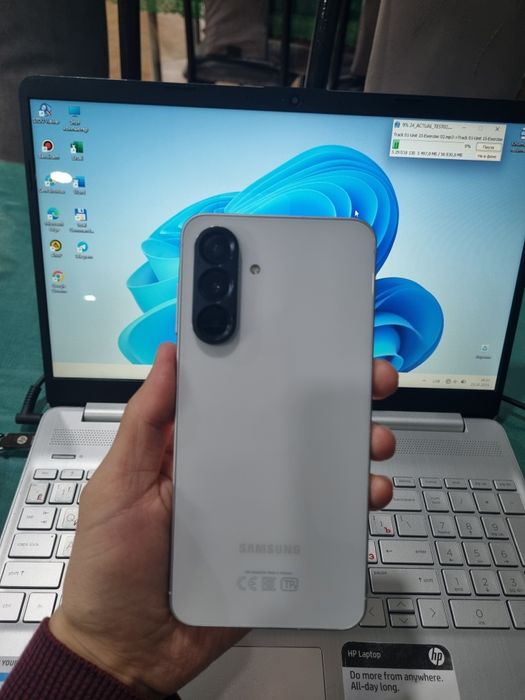 Samsung A56 5G white