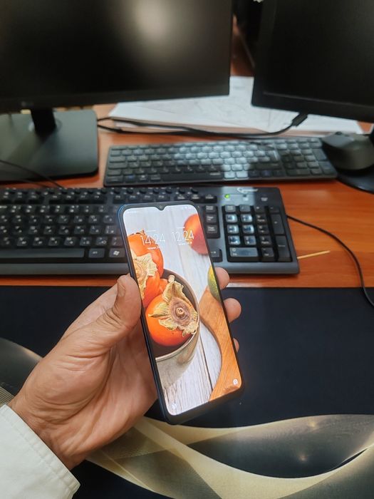 Mi  10lite 5G 8/128gb(2023) ideal ochilmagan tozza telefon aybi