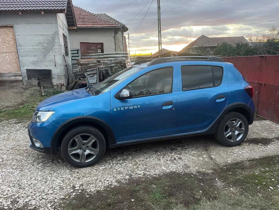 Dacia Sandero STEPWAY 0.9Tce + GPL - Navi/Climatronic - TOATE DOTARILE