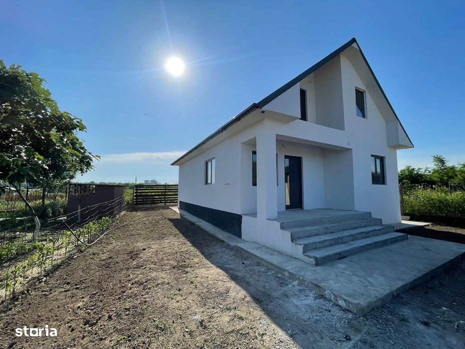 Casa cu teren 240 mp, Lumina