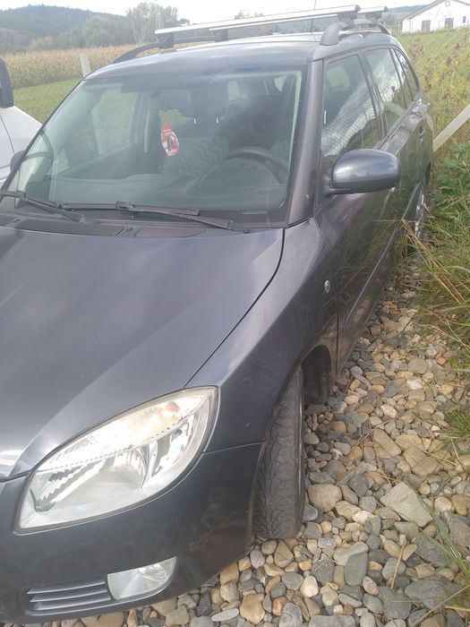 Vând Skoda Fabia Grenlinne