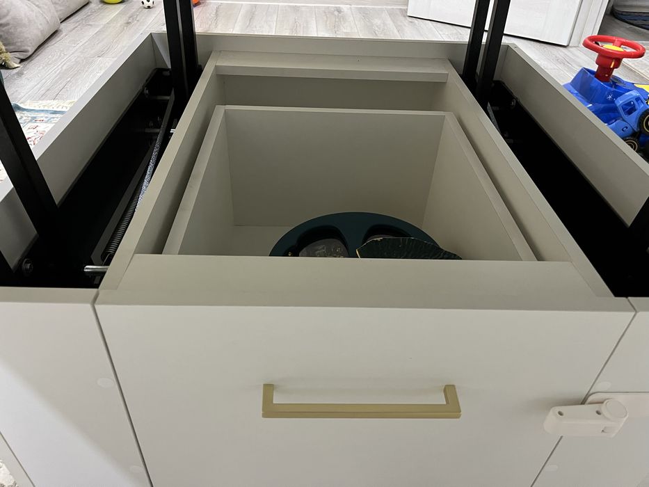 Продам стол трансформер