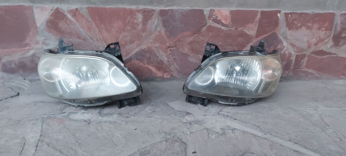 Фары на Mazda MPV
